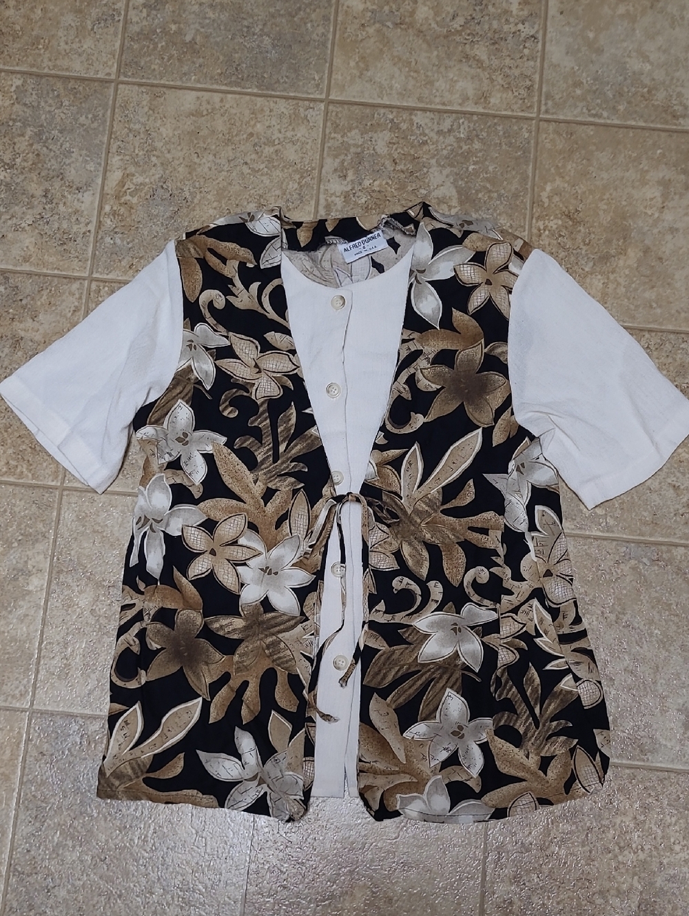 Alfred Dunner 90s Vest Blouse Attached Floral Vest Cream Button Up Flower Print